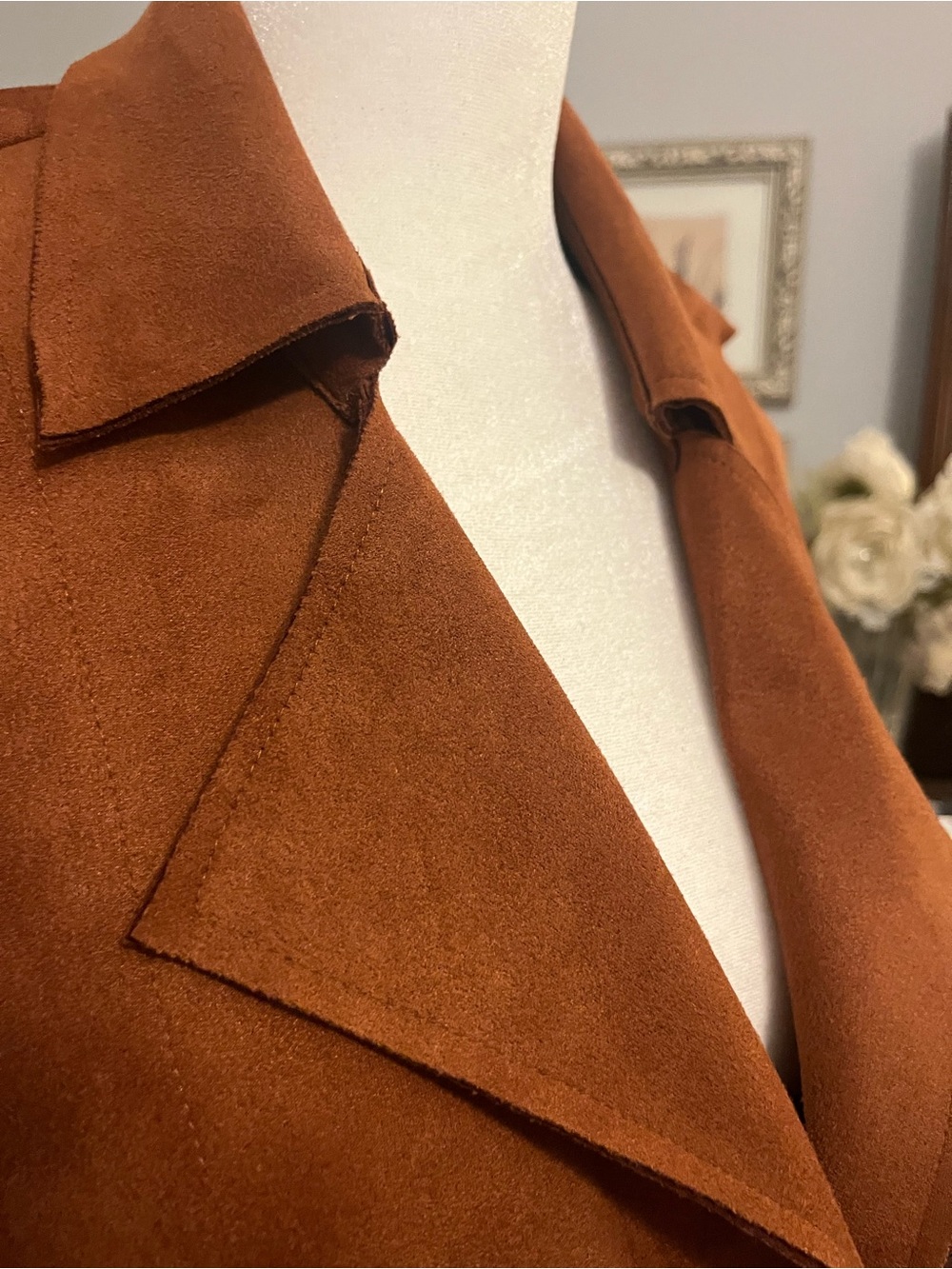 Women's Suede Sleeveless Long Lightweight Coat in Rust - Picture 2 of 3